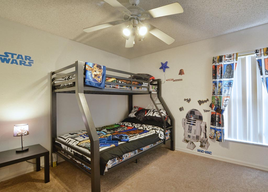 Star Wars themed kids bedroom - sleeps up to 3 people